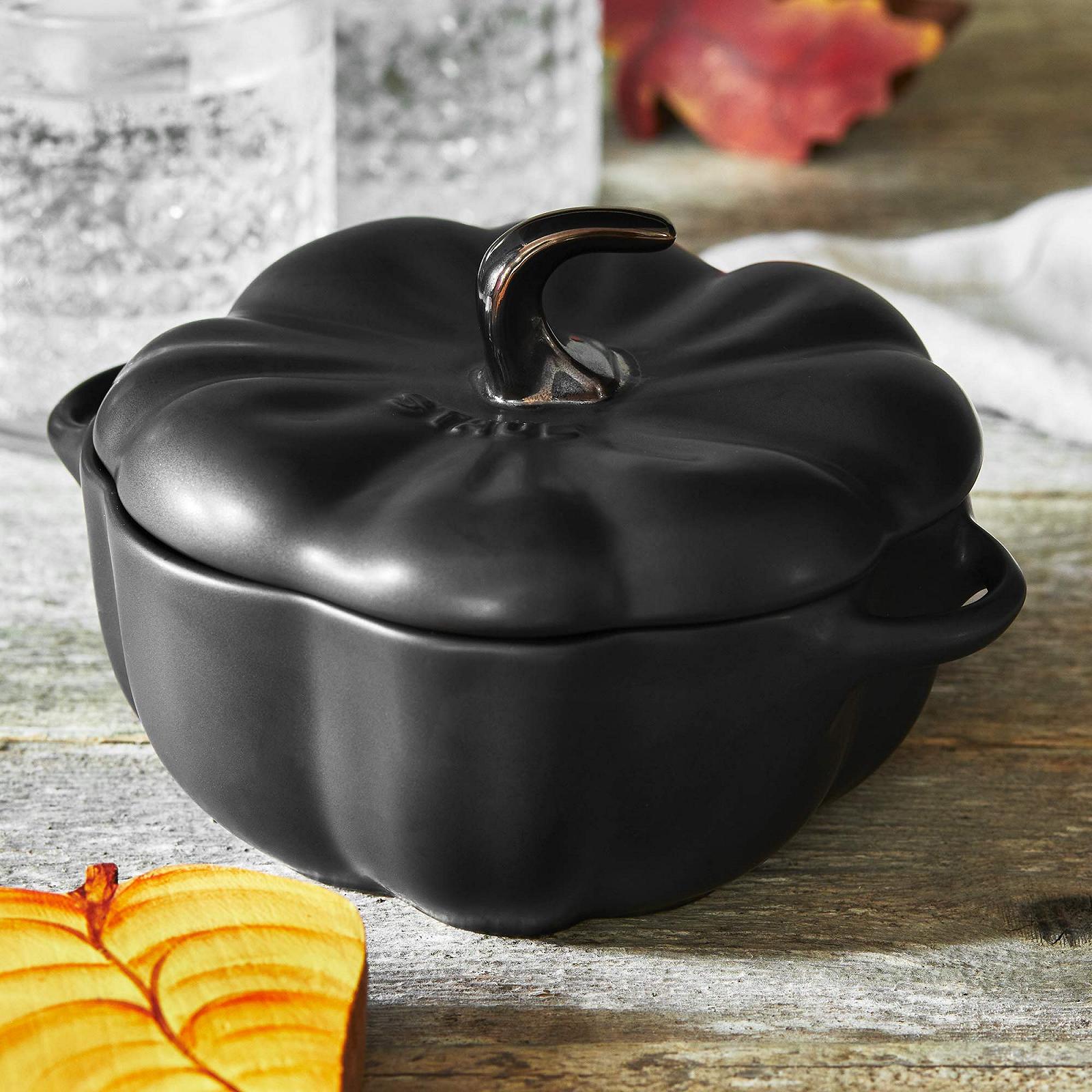 Кокотниця Staub Petite citrouille керамічна Гарбуз 453.6 г 16 oz чорна матова, фото №2