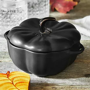Кокотница Staub Petite citrouille керамическая Тыква 453.6 г 16 oz черная матовая synthetic.ua - Фото 1