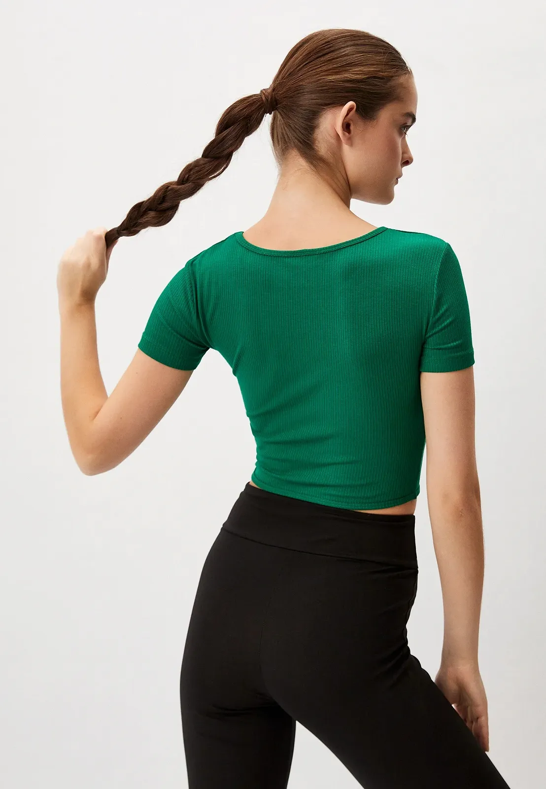 Жіноча футболка GUESS Activewear / Зелена / Розмір S, фото №6