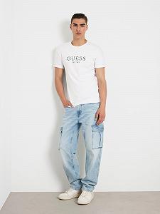 Мужская футболка Guess - M5GI19 J1314 (SS CN Logo Tee) — Белая - L цена на synthetic.ua - Фото 1 Мужская футболка Guess - M5GI19 J1314 (SS CN Logo Tee) — Белая - L synthetic.ua - Фото 1
