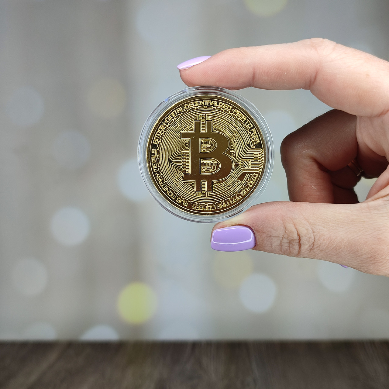 Сувенирная монета Bitcoin Биткоин, фото №1