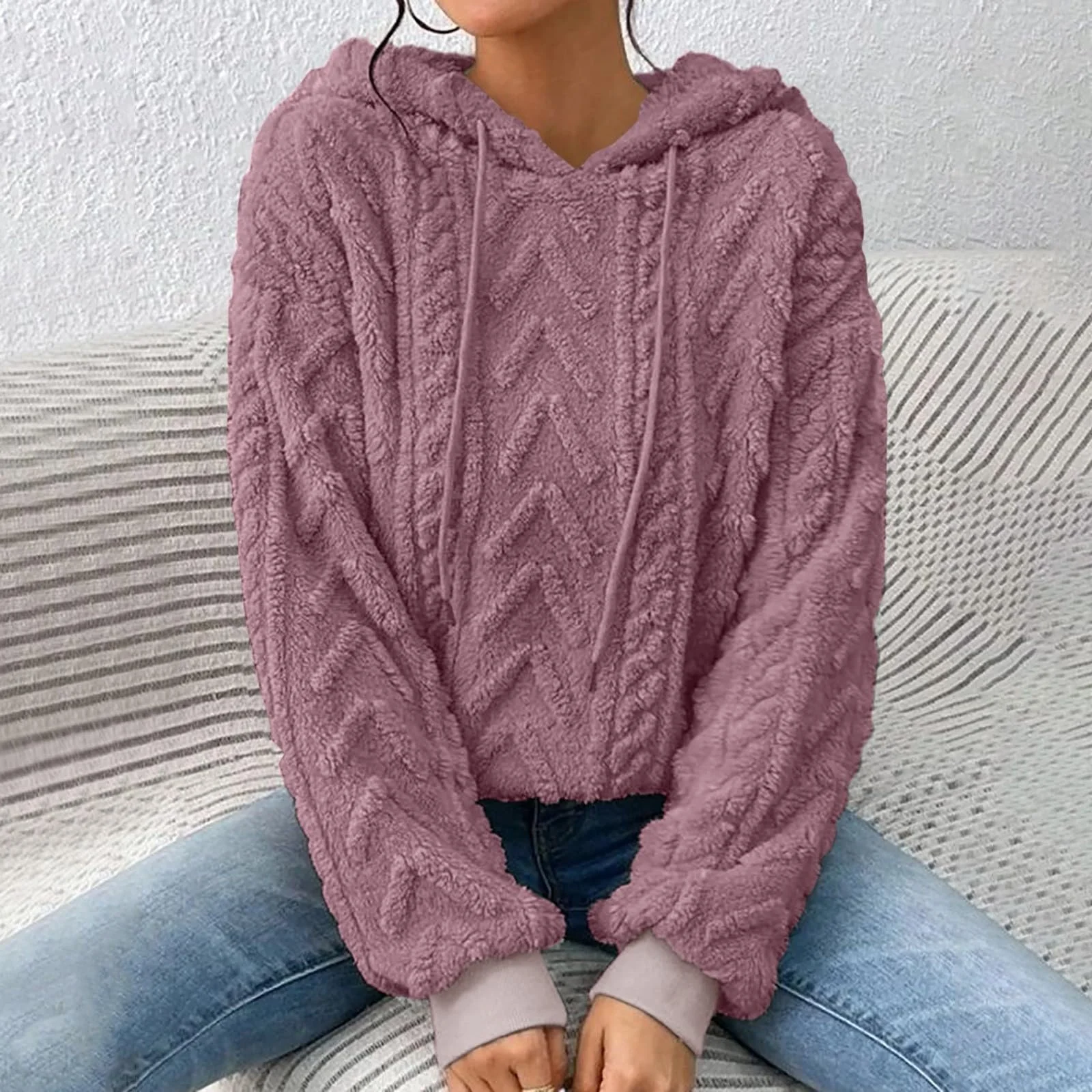Женская плюшевая кофта с капюшоном однотонная с длинными рукавами., фото №5