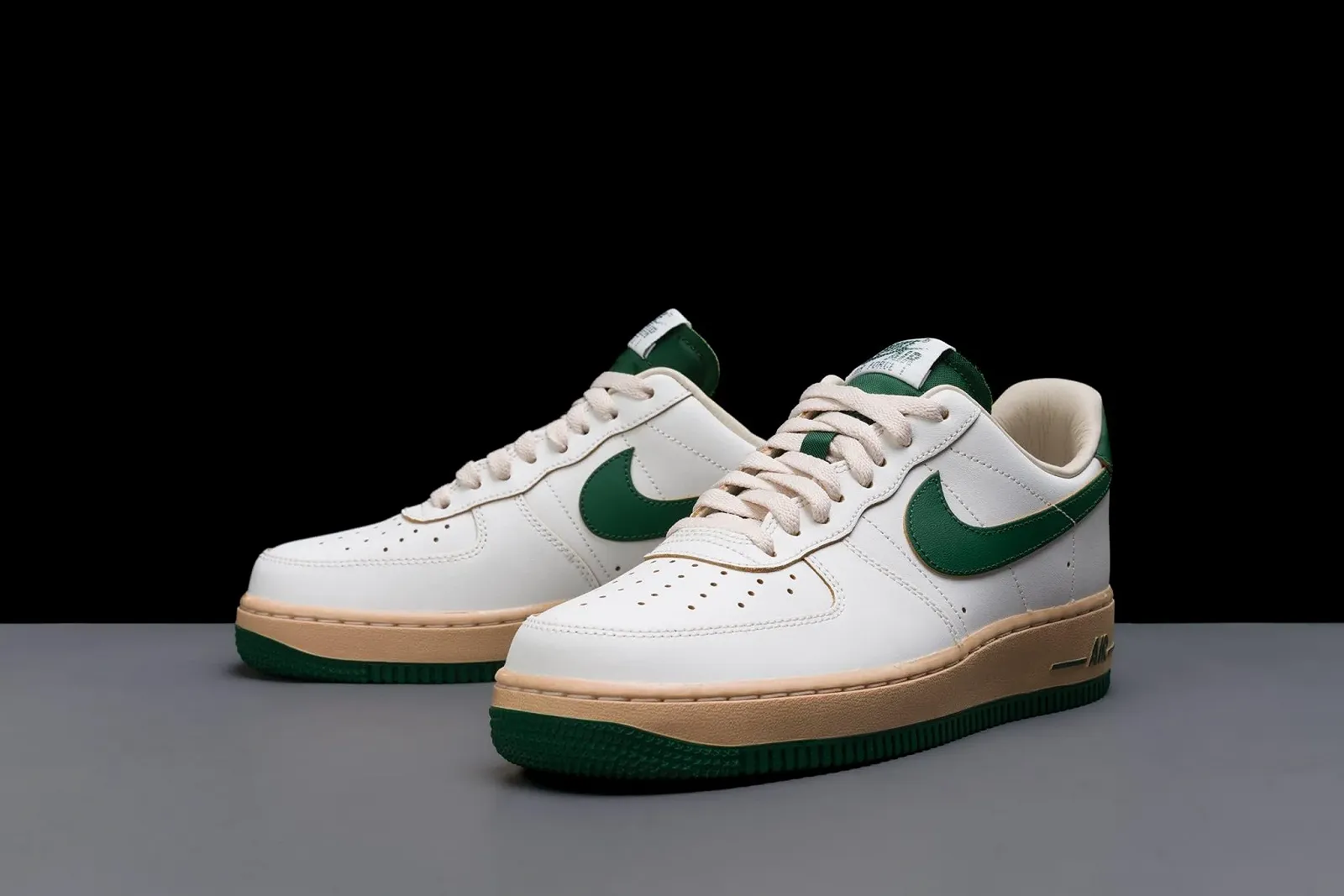 Кроссовки Nike Air Force 1 Sage Low Женские, фото №4