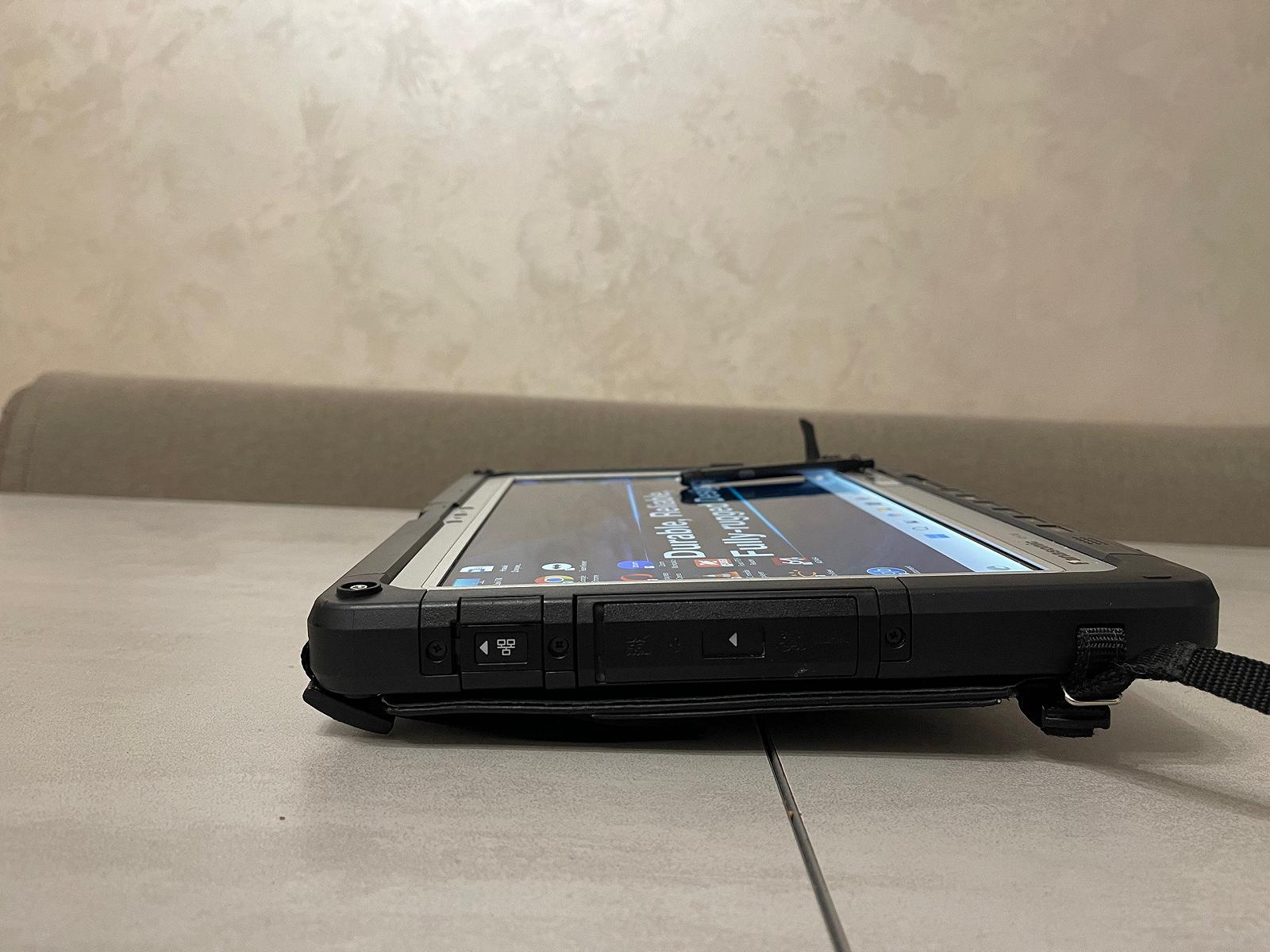 Защищенный планшет Panasonic Toughbook CF-33, 12", i5-7300U, 8GB, 256GB, 4G LTE, фото №4