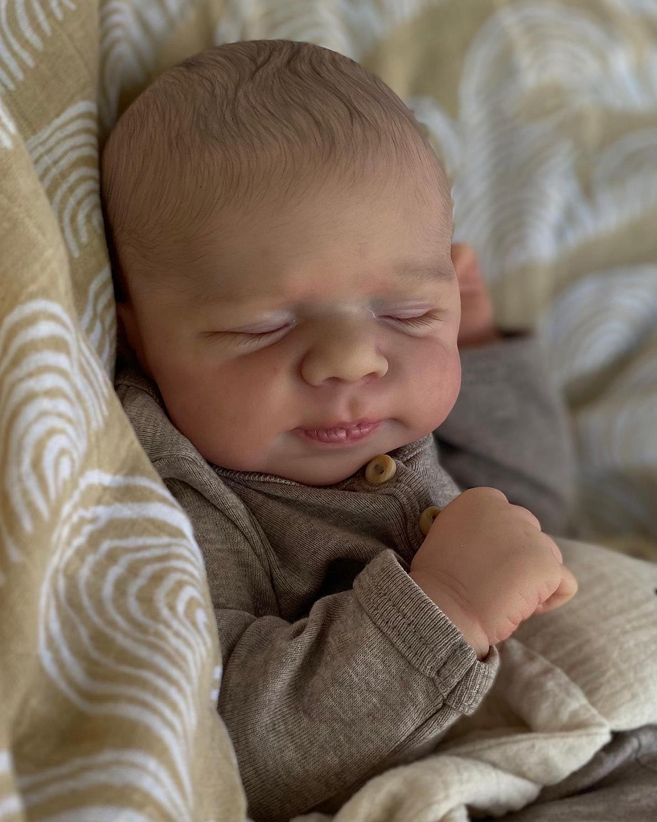 Кукла Anano Reborn Baby Boy Полное силиконовое тело Куклы выглядят как настоящие Красные высыпания 18 дюймов Реалистичная кукла Полные силиконовые Reborn Babies Кукла-младенец Для детей от 3 лет, фото №3