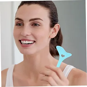 Інструменти для малювання макіяжу для підводки очей Miss Face Трафарет для захисту макіяжу з силікагелю ціна на synthetic.ua - Фото 1 Інструменти для малювання макіяжу для підводки очей Miss Face Трафарет для захисту макіяжу з силікагелю synthetic.ua - Фото 1