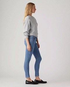 Женские джинсы Levis - 711 Skinny New Sheriff - 26 цена на synthetic.ua - Фото 1 Женские джинсы Levis - 711 Skinny New Sheriff - 26 synthetic.ua - Фото 1