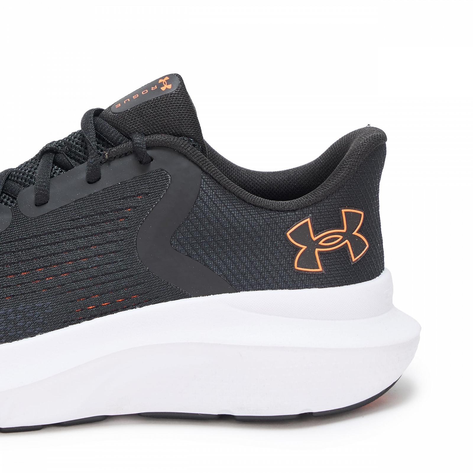 Кросівки Under Armour Charged Rogue 5 чоловічі, фото №4 Кросівки Under Armour Charged Rogue 5 чоловічі, фото №4