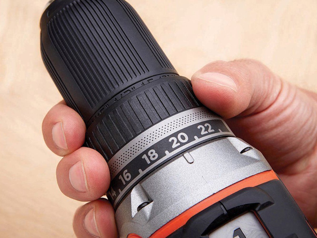 Дриль-шурупокрут Black & Decker BL186K1B2 Бездротовий 18 В Безщітковий 2 x Акумулятори 2 А·год Чохол, фото №4 Дриль-шурупокрут Black & Decker BL186K1B2 Бездротовий 18 В Безщітковий 2 x Акумулятори 2 А·год Чохол, фото №4