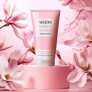 Крем для рук VANDINI HYDRO с цветком магнолии и миндальным молоком 75 мл synthetic.ua - Фото 1