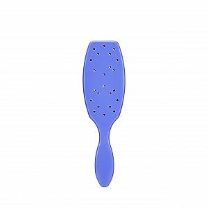 Щітка WetBrush Custom Care Treatment для рівномірного розподілу продукту, допомагає зменшити випадіння та ламкість волосся з додатковими дренажними отворами, фіолетова synthetic.ua - Фото 1