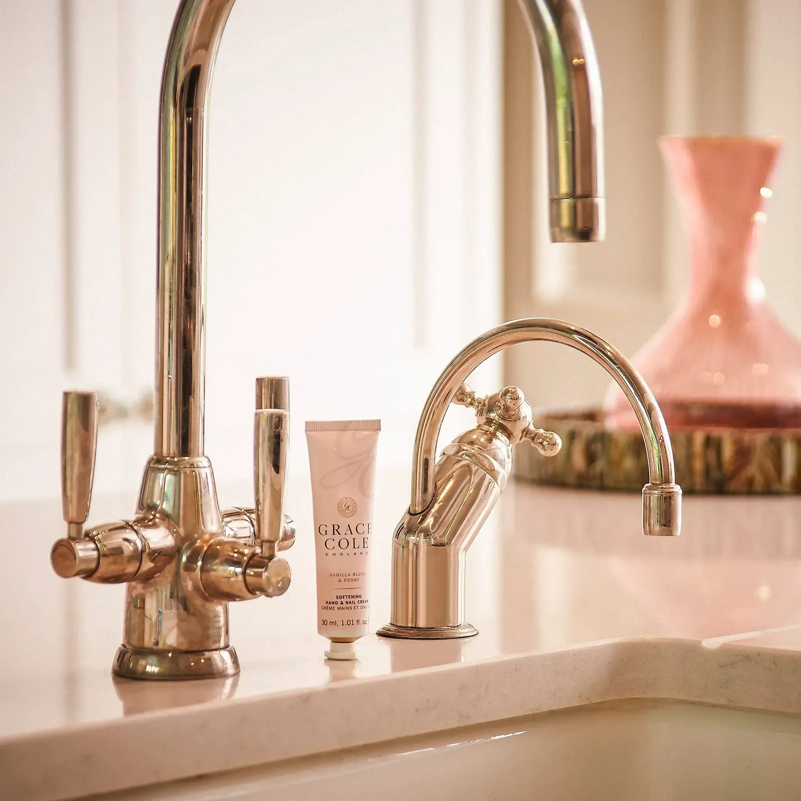 Крем для рук та нігтів Grace Cole Vanilla Blush & Peony 30 мл, фото №5