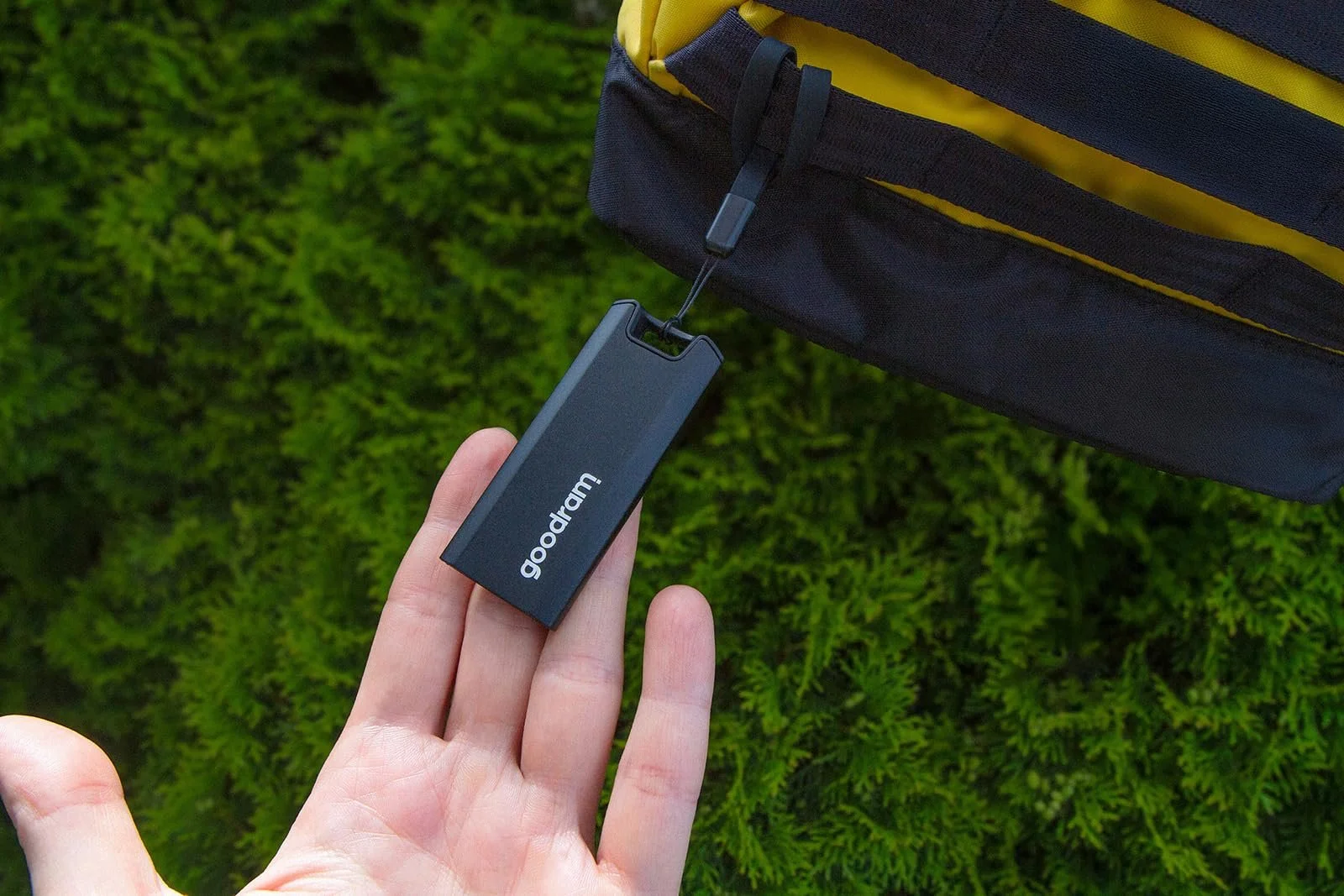 Внешний SSD накопитель GoodRam Move Ridge 2TB 2000 MB/s USB 3.2 Gen. 2 x 2 Type-C Черный, фото №4