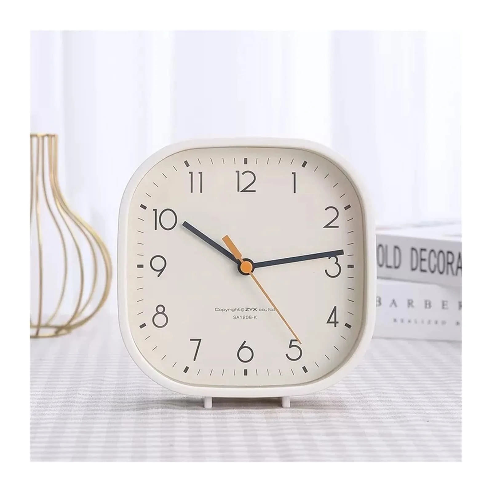 Настольные часы Aioneer Простые и модные маленькие, фото №1 Настольные часы Aioneer Простые и модные маленькие, фото №1