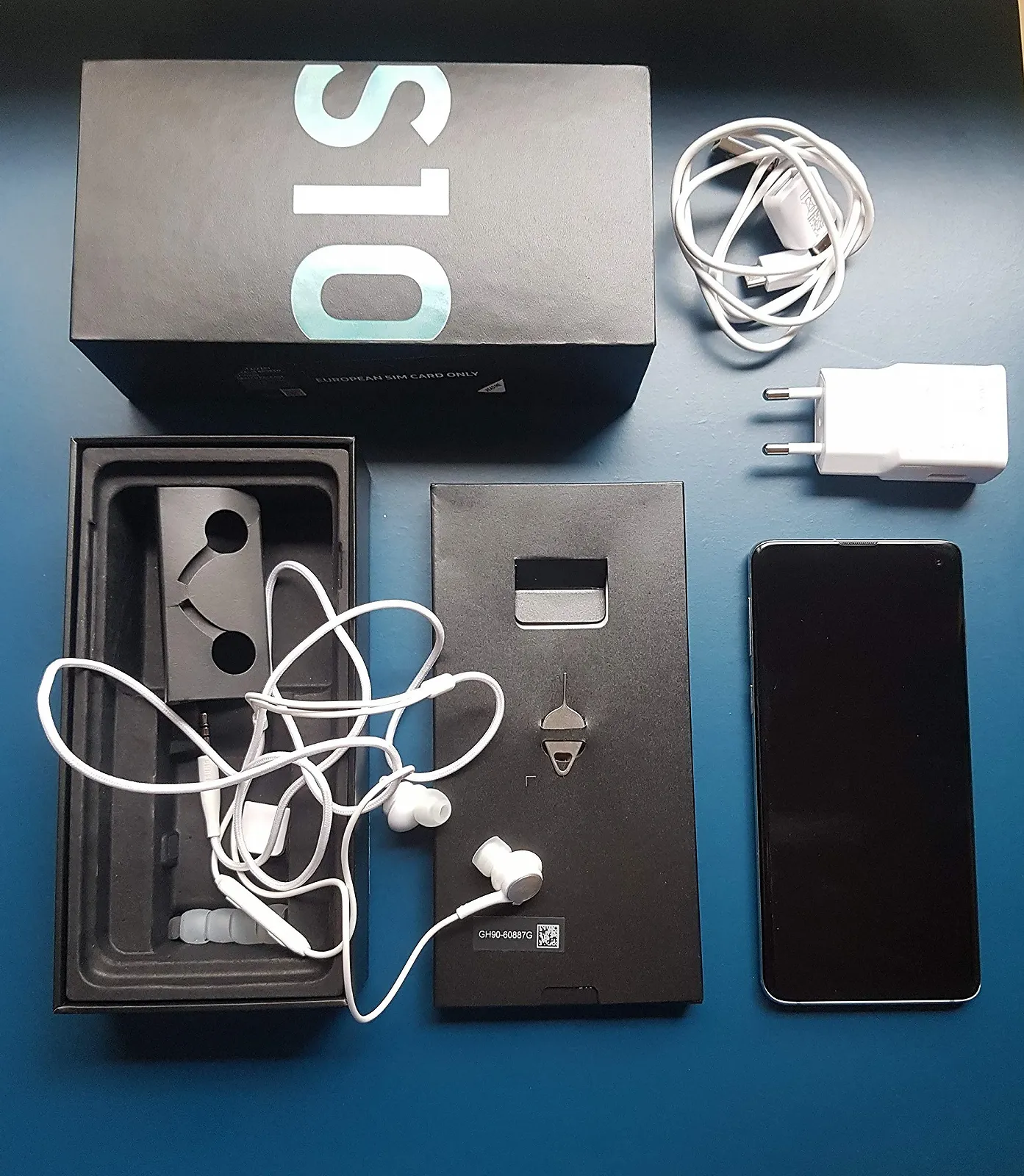 Смартфон Samsung Galaxy S10, фото №3