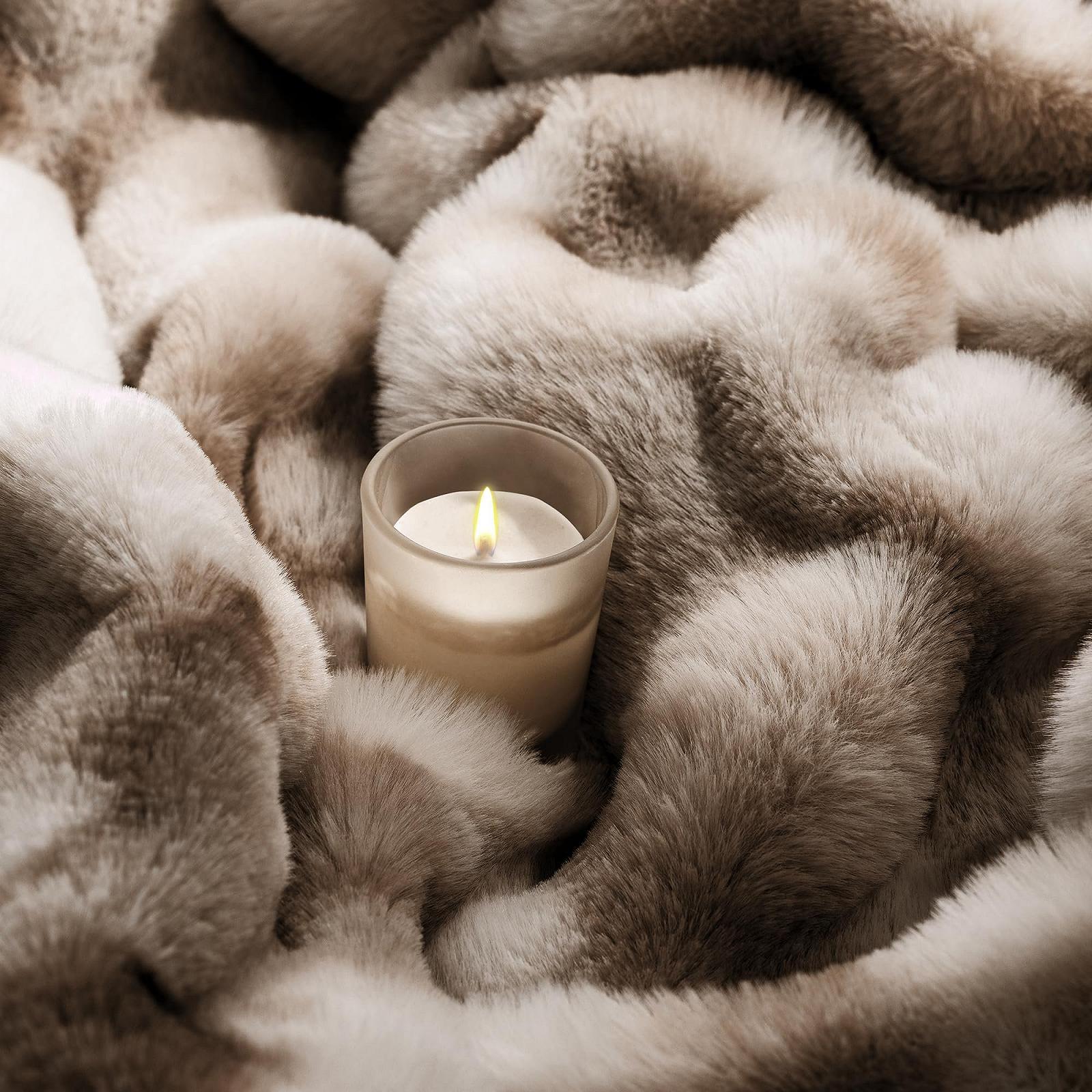 Покривало ROMROL Premium Rabbit зі штучного хутра, 130 x 150 см, фото №7 Покривало ROMROL Premium Rabbit зі штучного хутра, 130 x 150 см, фото №7