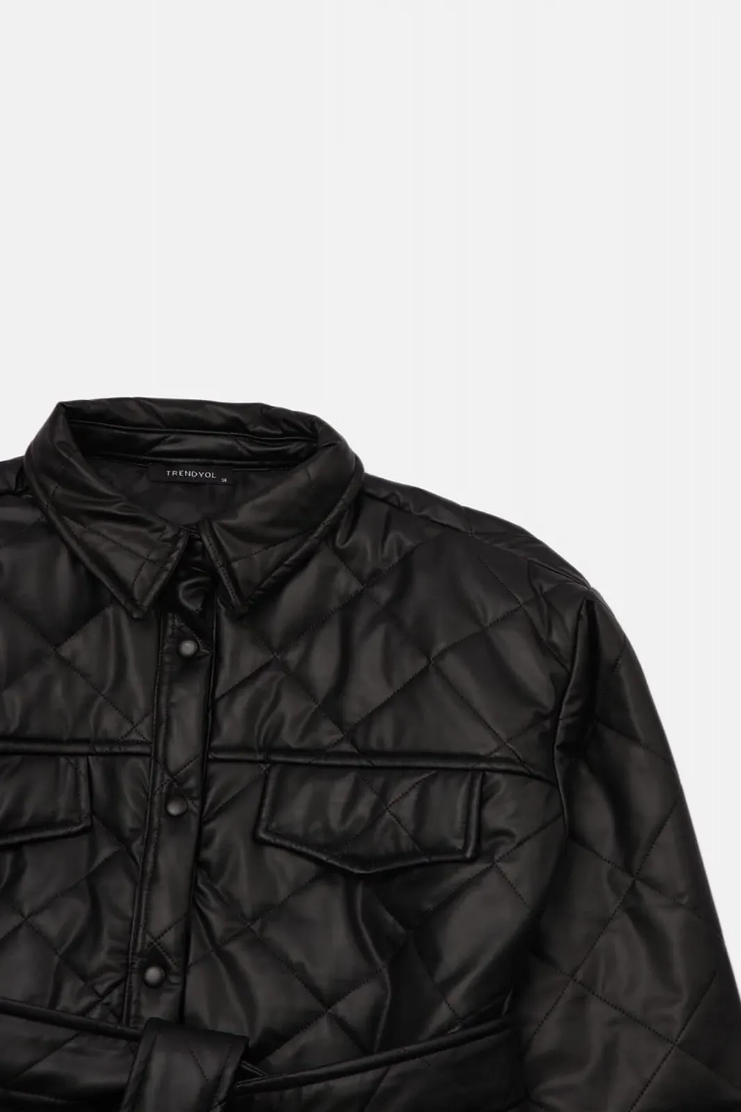 Пальто TRENDYOL Женское Черное Из Искусственной Кожи С Арочной Прострочкой, фото №6 Пальто TRENDYOL Женское Черное Из Искусственной Кожи С Арочной Прострочкой, фото №6