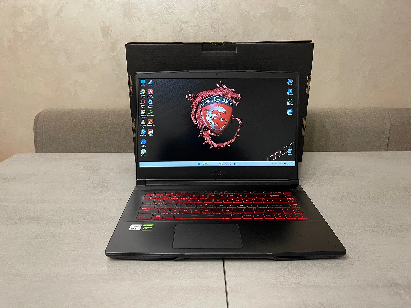 Игровой ноутбук MSI Thin 15 GF63 10SC-035US, 15,6 FHD IPS, i5-10300H, 16GB, 256GB SSD+500GB, GTX 1650 4GB, фото №1