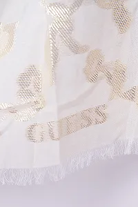 Жіноча хустка GUESS AW5094 VIS03 White synthetic.ua - Фото 1