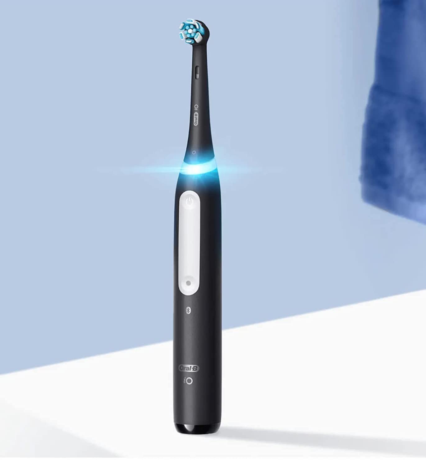 Зубная электрощетка Oral-B iO Series 4, фото №3