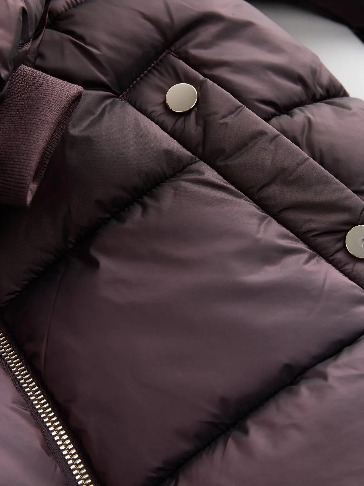 Водонепроникна стьобана куртка для дівчат Next з обробкою зі штучного хутра, фото №4