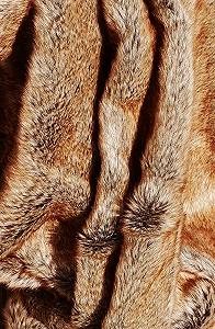 Покрывало меховое AMBIENTE-LEBENSART.DE Меховое одеяло Искусственный мех Плед для дивана 150 x 200 см Волк synthetic.ua - Фото 1