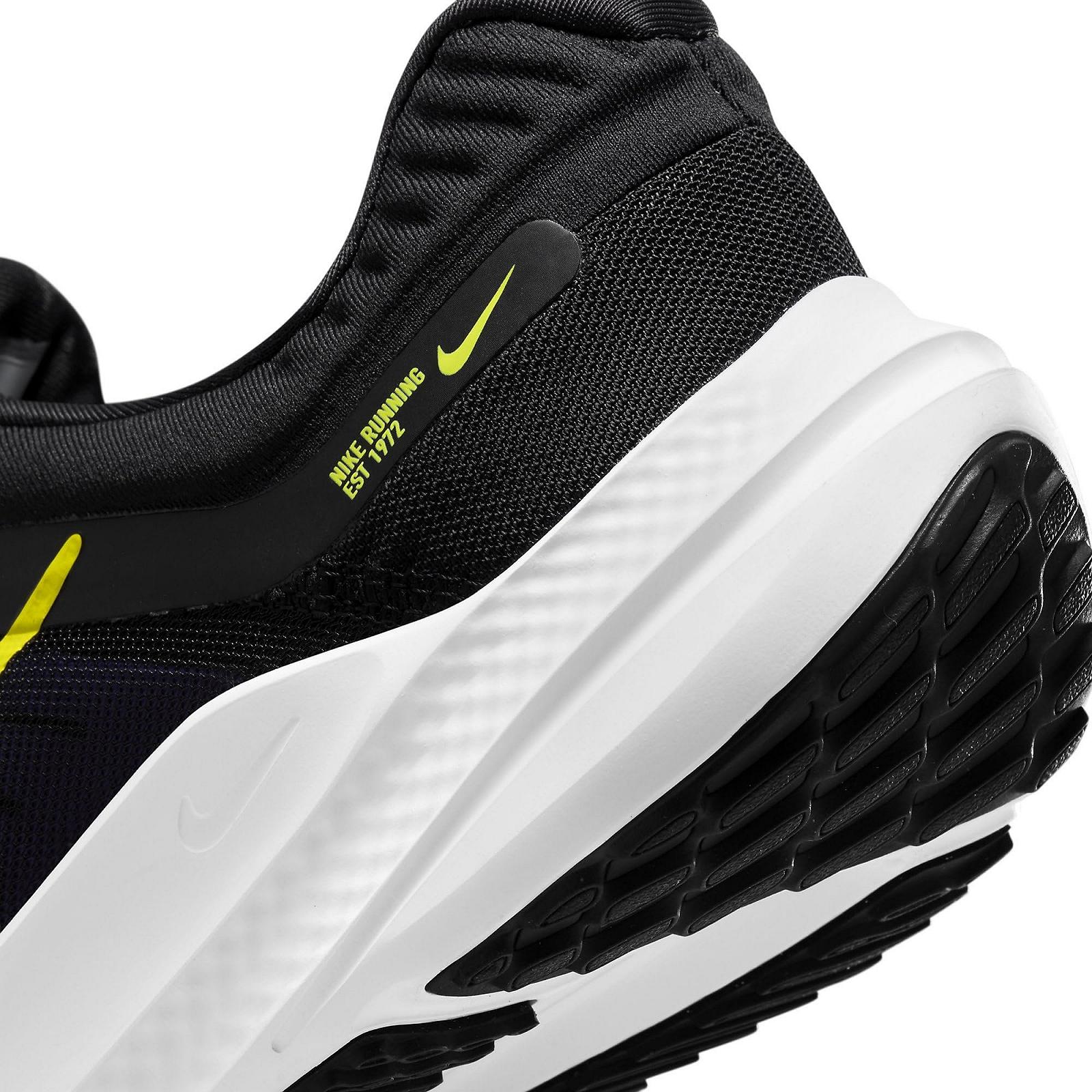 Чоловічі Кросівки Nike Quest 5, фото №8 Чоловічі Кросівки Nike Quest 5, фото №8