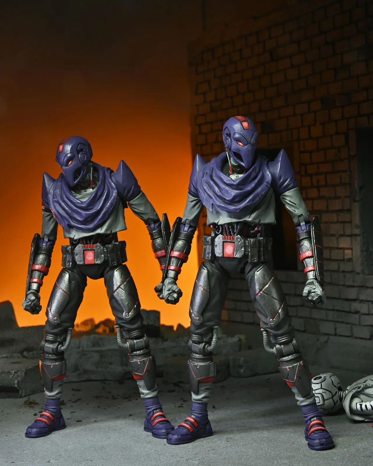 Фигурка Teenage Mutant Ninja Turtles The Last Ronin Ultimate Foot Bot 18 см, фото №3