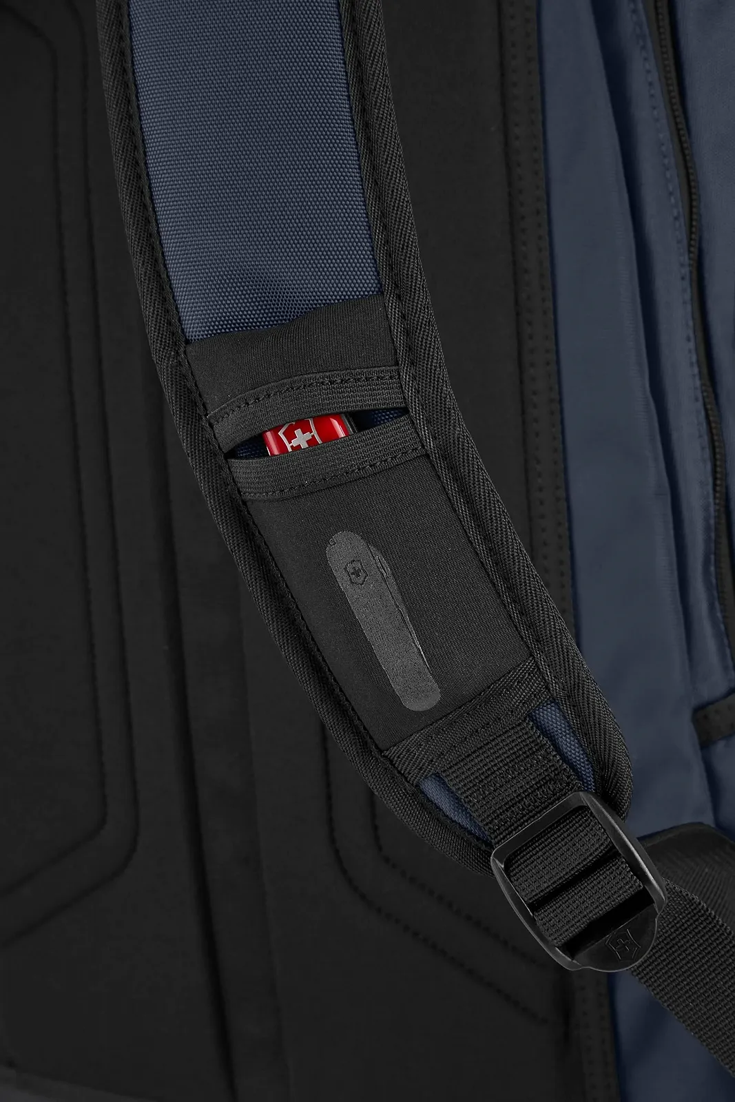 Рюкзак для ноутбука Victorinox Altmont Original 15.6 дюйма 22 л Синий, фото №5