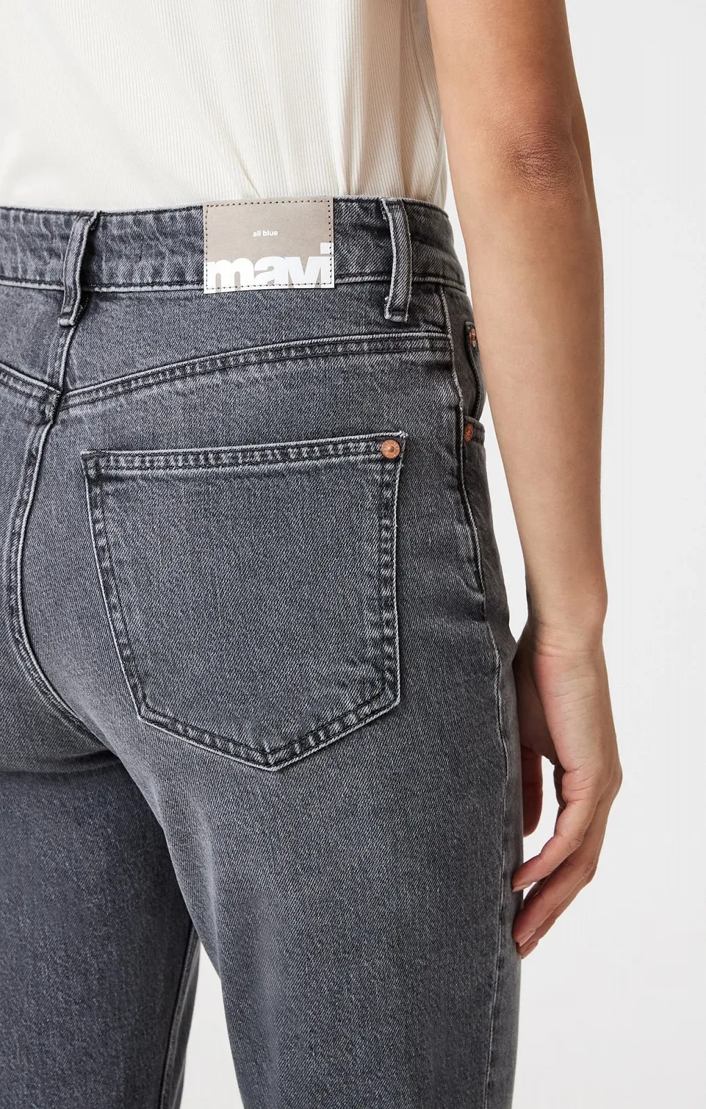 Женские джинсовые штаны MAVI NEW YORK Mid Smoke Denim - 33, фото №4