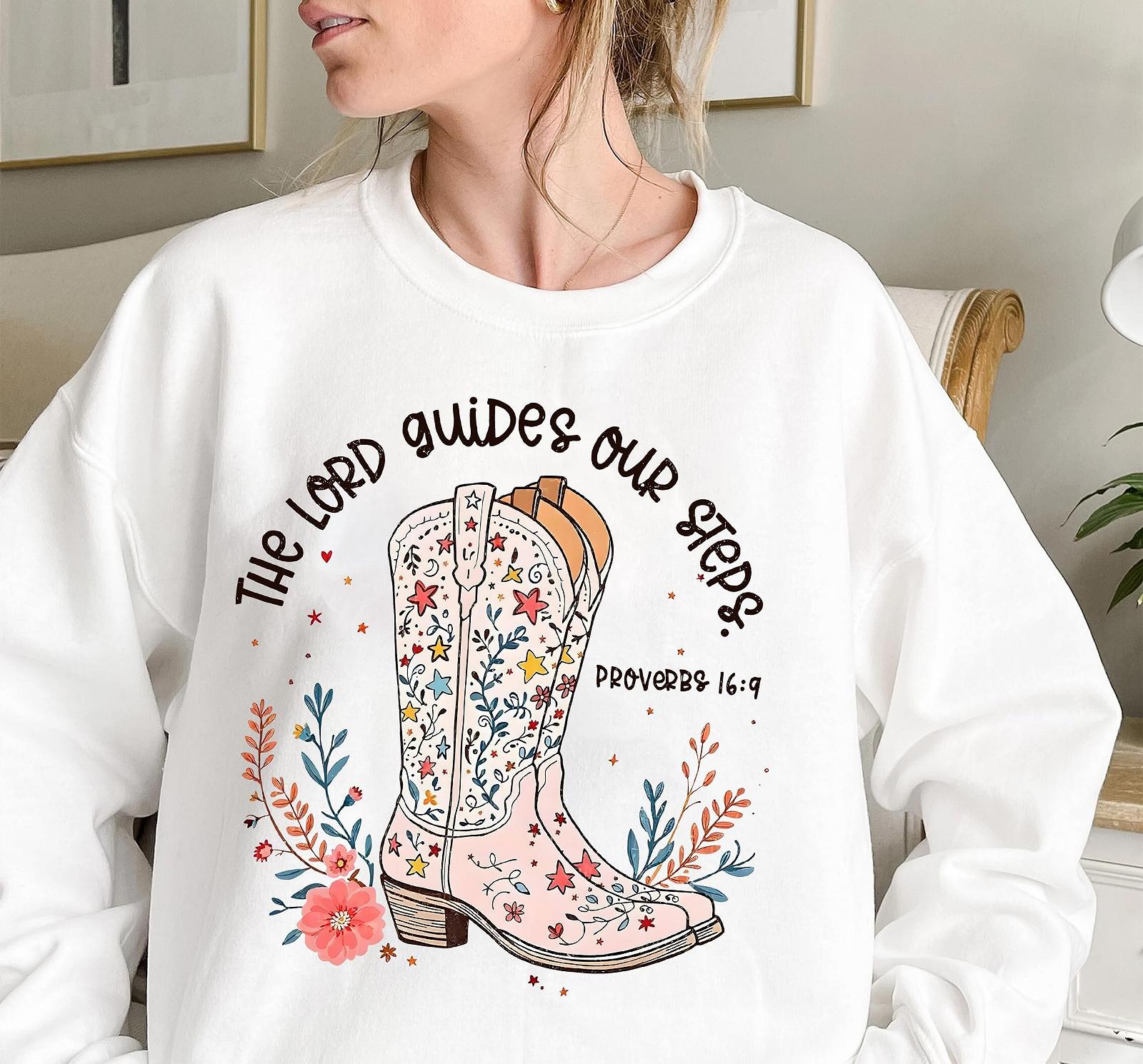 Худи The Lord Guides Our Steps Proverbs Western Christian Shirt Floral Christian Cowgirl Boots Top, фото №2