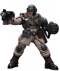 Фигурка коллекционная Warhammer 40K JoyToy Astra Militarum Cadian Command Squad Veteran Sergeant с Power Fist, масштаб 1:18 synthetic.ua - Фото 1