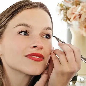 Водостійка Підводка для очей, водостійка, довговічний, гладкий, ультратонкий ціна на synthetic.ua - Фото 1 Водостійка Підводка для очей, водостійка, довговічний, гладкий, ультратонкий synthetic.ua - Фото 1