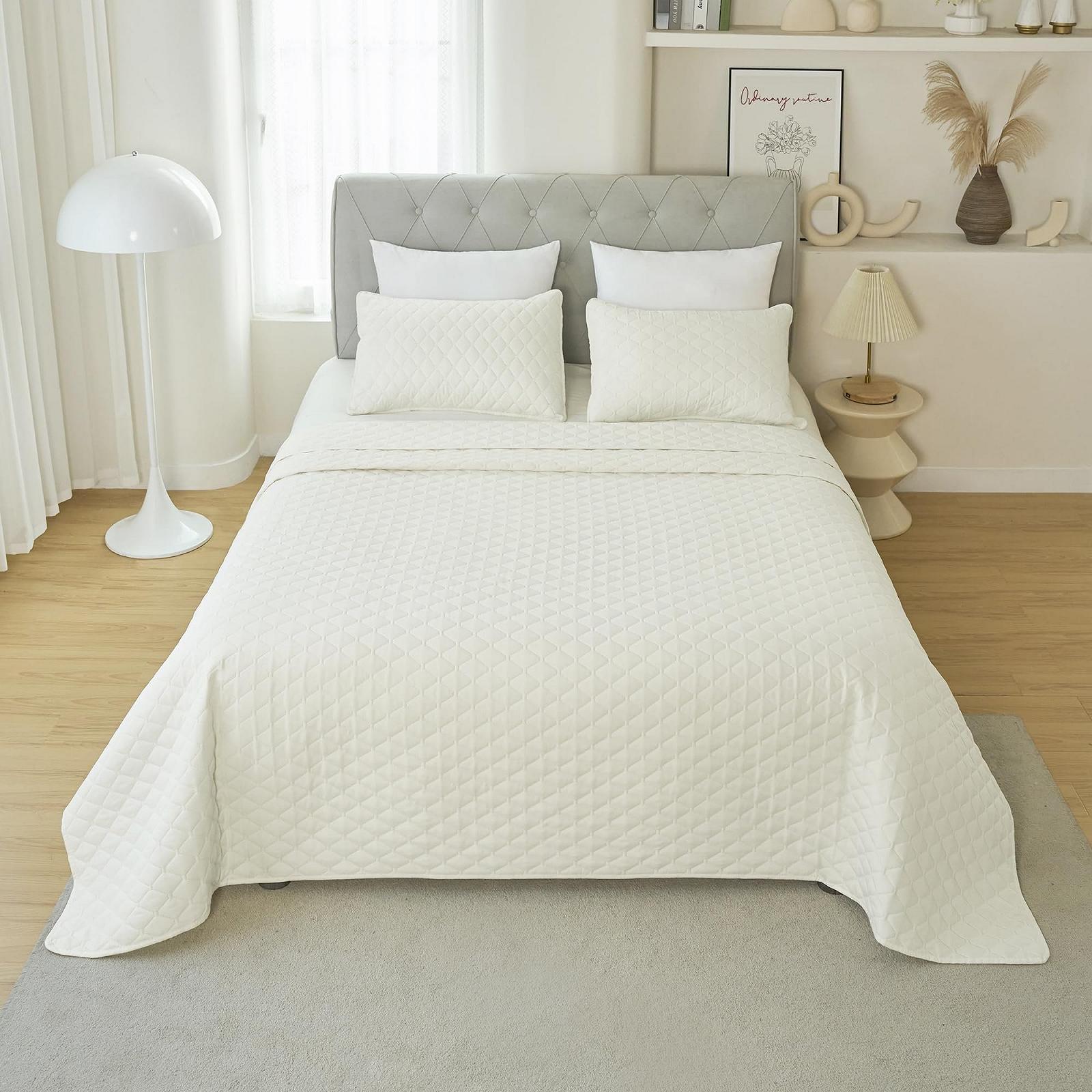 Покривало WOLTU 240 x 260 см з 2 наволочками 50 x 70 см бежеве, стьобаний плед, фото №6