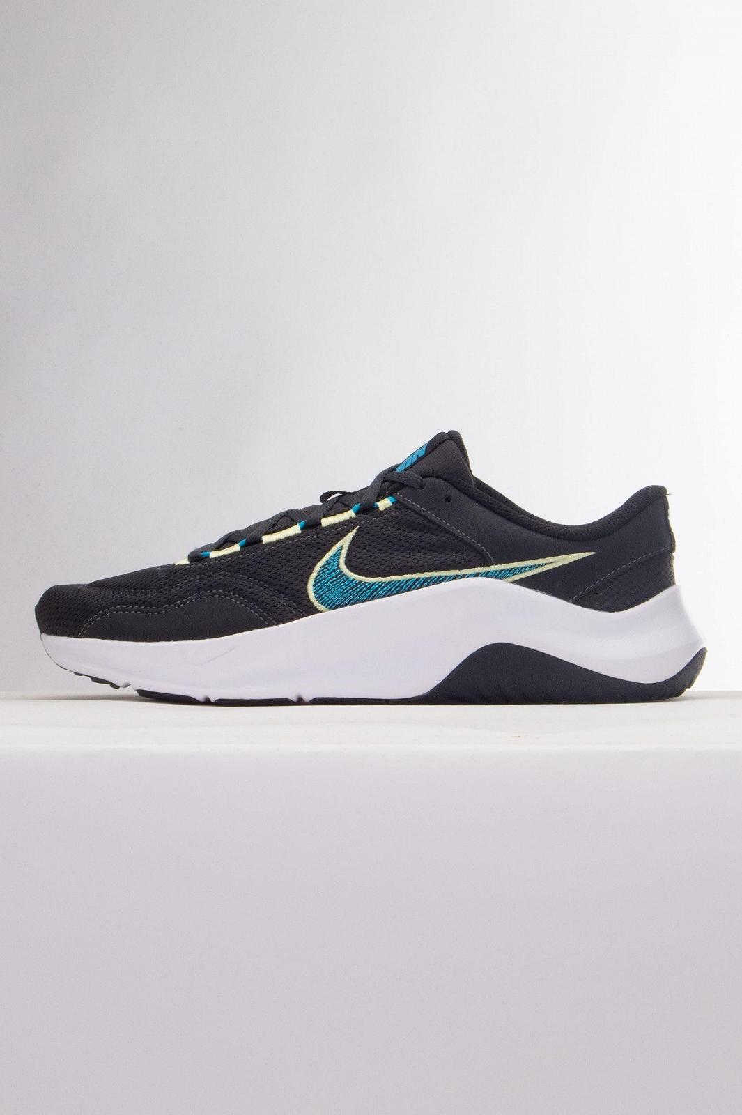 Кроссовки Nike Legend Essential 3 мужские, фото №3