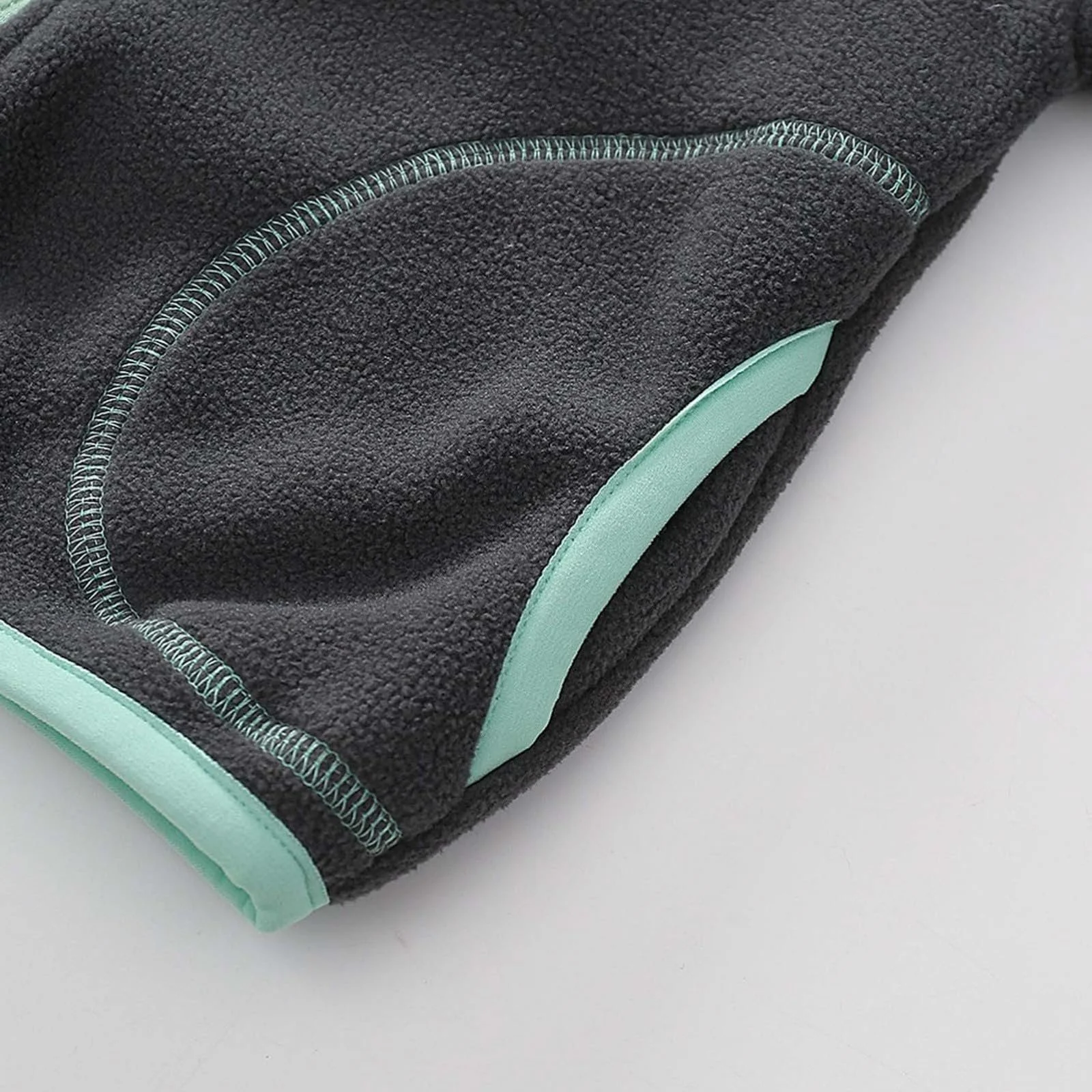 Ветрозащитное флисовое пальто с капюшоном для малышей, дизайн в стиле пэчворк, тепла., фото №5