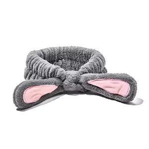 Купить Повязка на голову Косметическая M. Asam Bunny с кроличьими ушками для ухода за лицом и макияжа из высококачественного и эластичного микроволокна - Фото 1 Повязка на голову Косметическая M. Asam Bunny с кроличьими ушками для ухода за лицом и макияжа из высококачественного и эластичного микроволокна - Фото 1