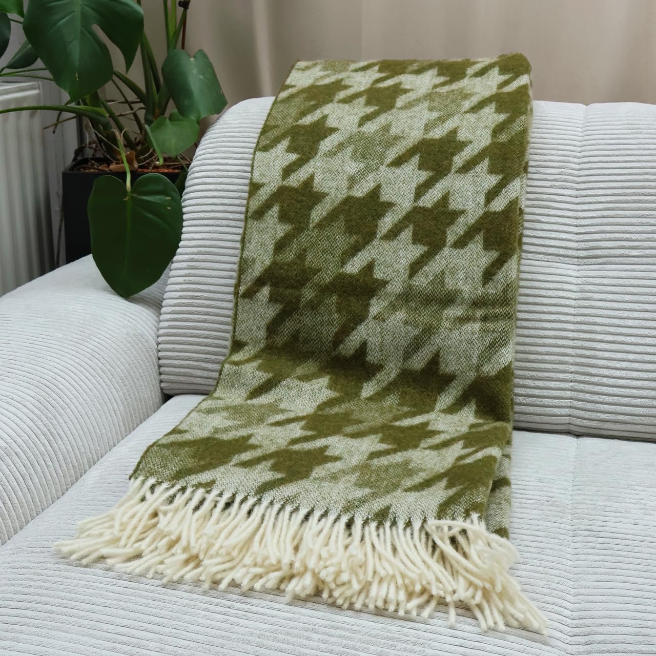 Одеяло GLAESER Fair de Luxe, Одеяло для дивана, Одеяло для кушетки, Мягкое покрывало, Пушистое и приятное (Новозеландская шерсть, Bianco V-Olive Drab 3), фото №3