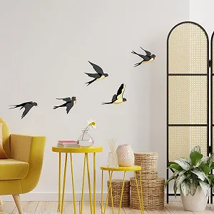 Наклейка на стіну Ластівки в польоті для вітальні та дитячої кімнати synthetic.ua - Фото 1