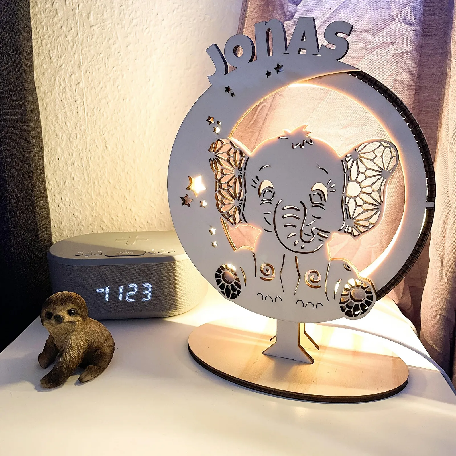 Настільна лампа Wooden Moon Personalised USB Дерев'яна, фото №3