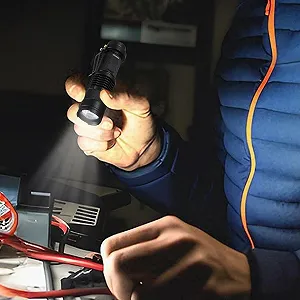 Фонарик Детектор денег ультрафиолетового излучения Generisch Маленький ультрафиолетовый фонарик Легкий Портативный светодиодный фонарик Ультрафиолетовый свет Высокая яркость Водонепроницаемый synthetic.ua - Фото 1