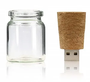 USB Stick Ulticool Bottle Cork Glass 8GB 3.0 Transparent ціна на synthetic.ua - Фото 1 USB Stick Ulticool Bottle Cork Glass 8GB 3.0 Transparent synthetic.ua - Фото 1