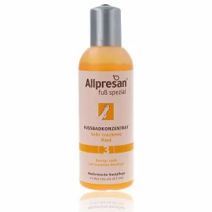 Концентрат для ванночки для ніг Allpresan Fuß Spezial No. 3 для дуже сухої шкіри 150 мл - Фото 1