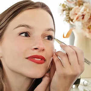 Підводка для вій з подвійним наконечником Zorq ціна на synthetic.ua - Фото 1 Підводка для вій з подвійним наконечником Zorq synthetic.ua - Фото 1