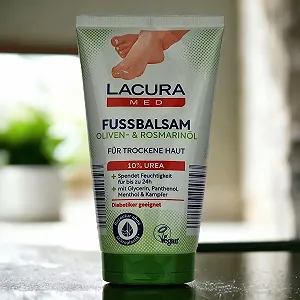 Бальзам для ніг Lacura Med 10% сечовини з ментолом, камфорою для сухої шкіри 150 мл (2 шт) synthetic.ua - Фото 1