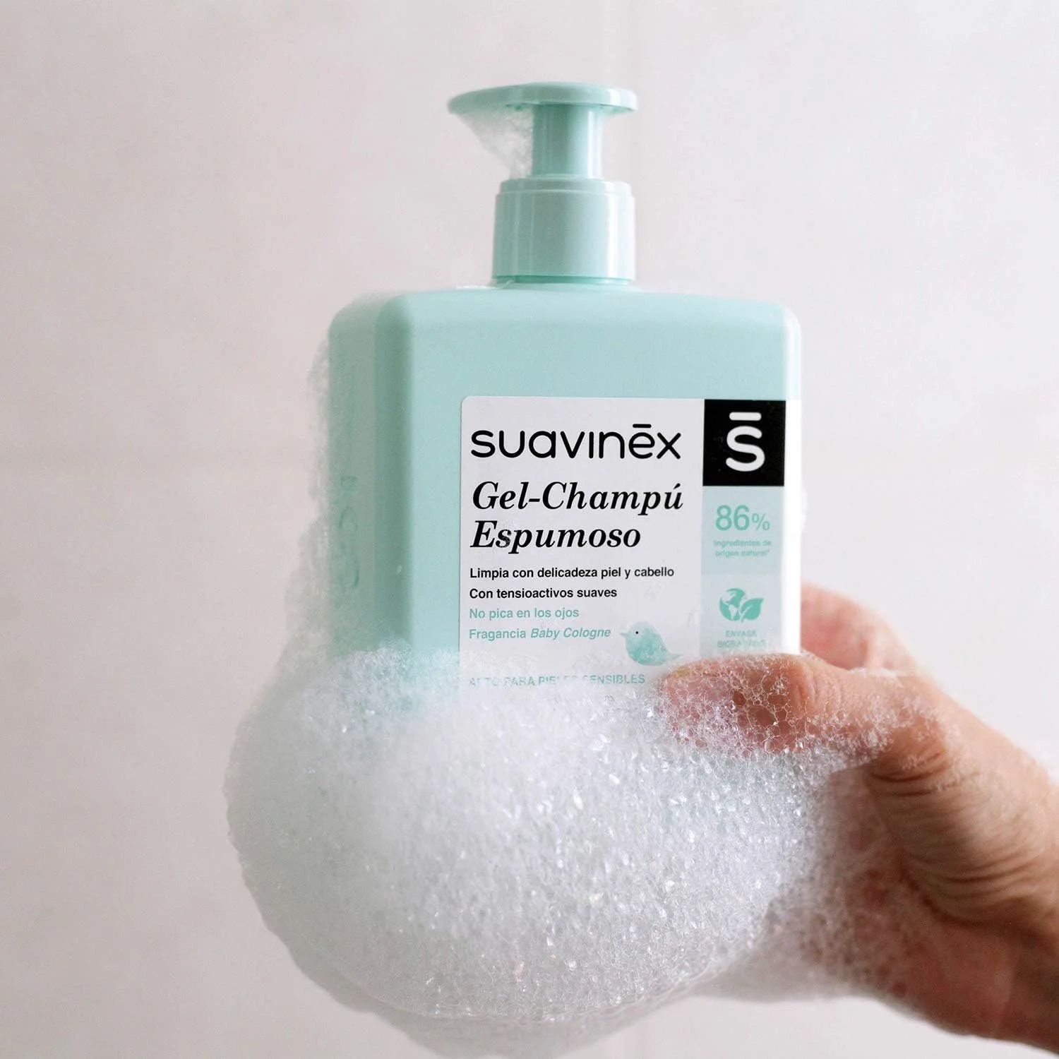 Детский гелевой шампунь Suavinex Shampoing Gel Sparkly 303723 500 мл, фото №3 Детский гелевой шампунь Suavinex Shampoing Gel Sparkly 303723 500 мл, фото №3