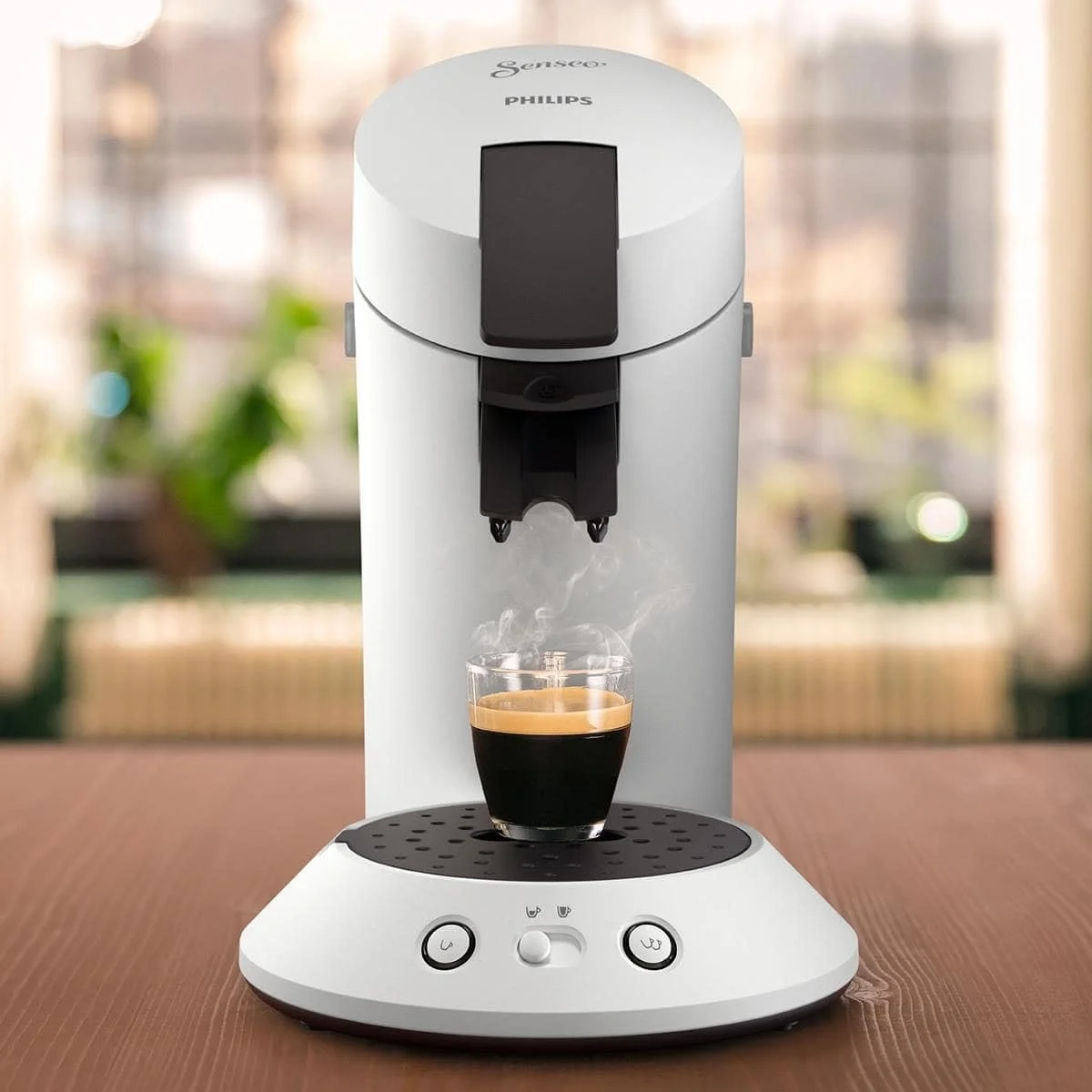 Кофемашина Philips Domestic Appliances Senseo Original Plus CSA210/10, выбор крепости кофе, технология Coffee Boost, переработанный пластик, белая, фото №3 Кофемашина Philips Domestic Appliances Senseo Original Plus CSA210/10, выбор крепости кофе, технология Coffee Boost, переработанный пластик, белая, фото №3