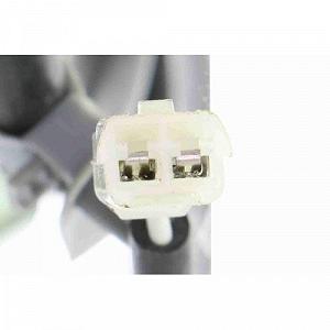 Датчик частоты вращения колеса VEMO V56-72-0013 ISUZU synthetic.ua - Фото 1