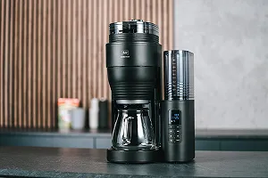 Капельная кофеварка Melitta AromaFresh X с интегрированной кофемолкой стеклянным кувшином и функцией таймера до 10 чашек Black/Silver synthetic.ua - Фото 1