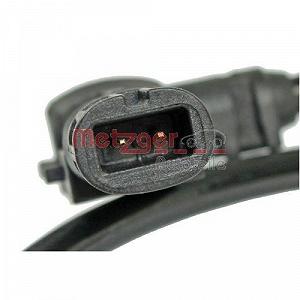 Датчик частоти обертання колеса METZGER 0900128 для MERCEDES-BENZ, передня вісь synthetic.ua - Фото 1